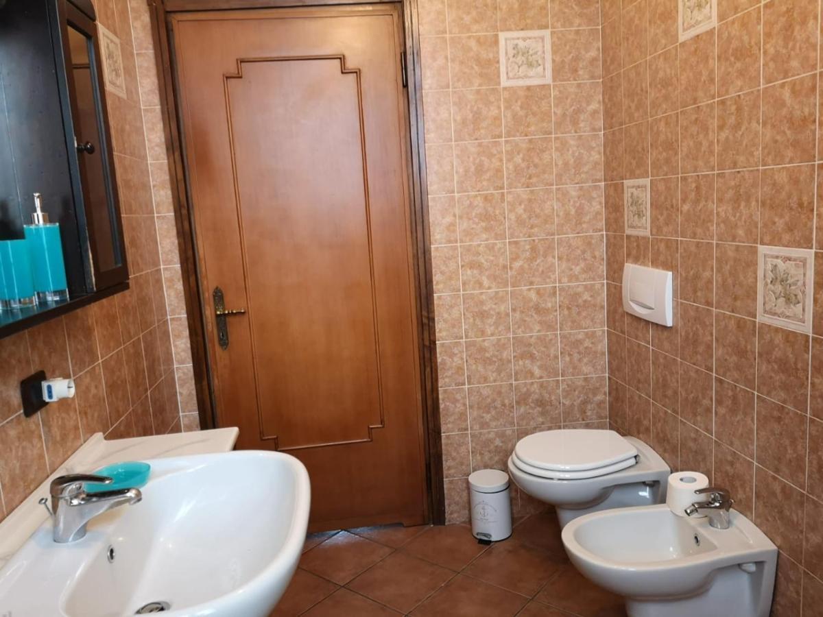 Appartamento Le Due Rocche Arona Kültér fotó
